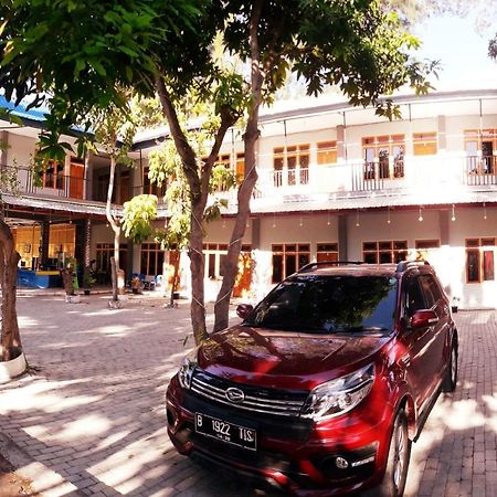 ויינגפו Pondok Wisata Dan Restoran Elim מראה חיצוני תמונה