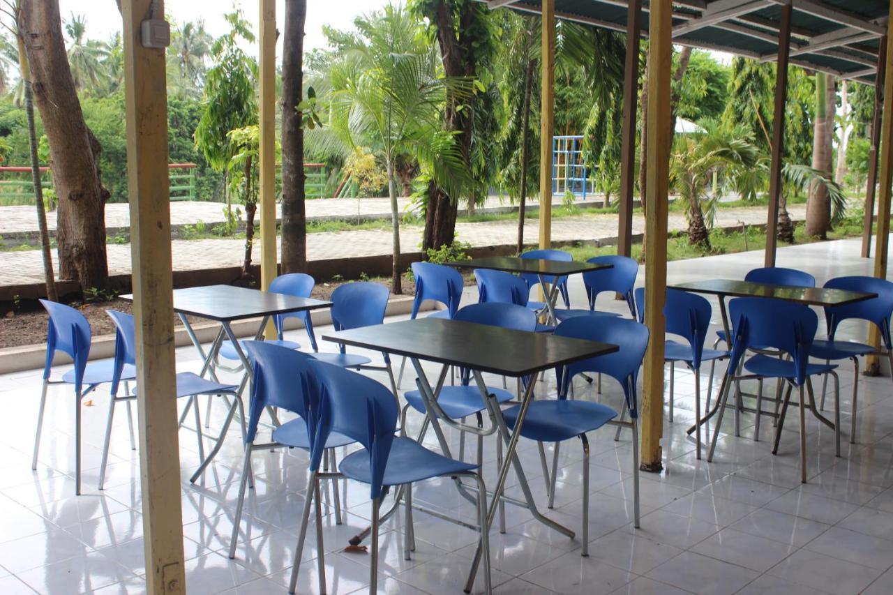 ויינגפו Pondok Wisata Dan Restoran Elim מראה חיצוני תמונה