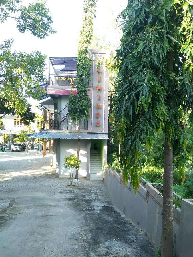 ויינגפו Pondok Wisata Dan Restoran Elim מראה חיצוני תמונה