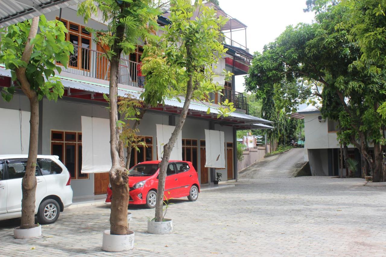 ויינגפו Pondok Wisata Dan Restoran Elim מראה חיצוני תמונה
