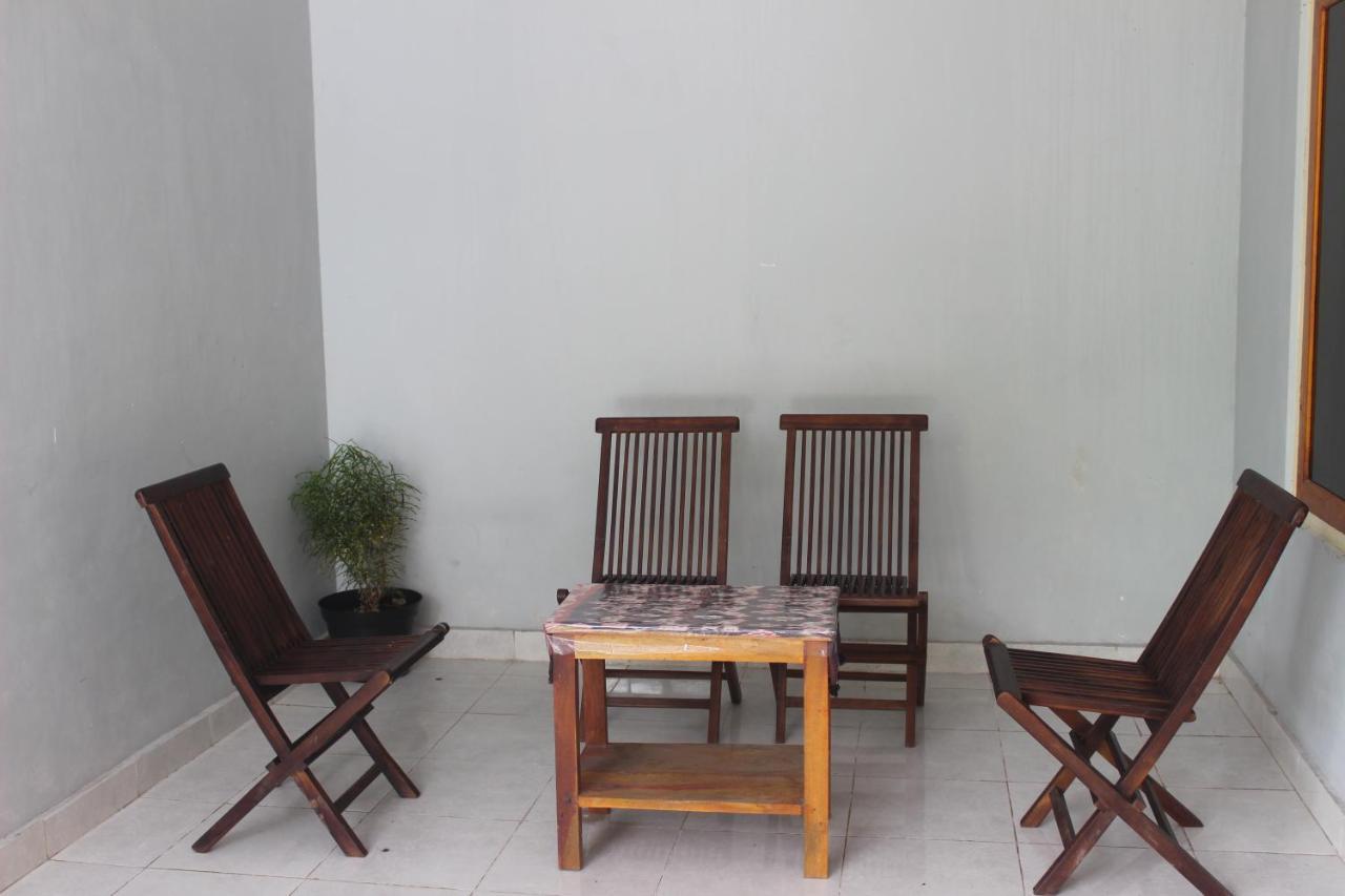 ויינגפו Pondok Wisata Dan Restoran Elim מראה חיצוני תמונה