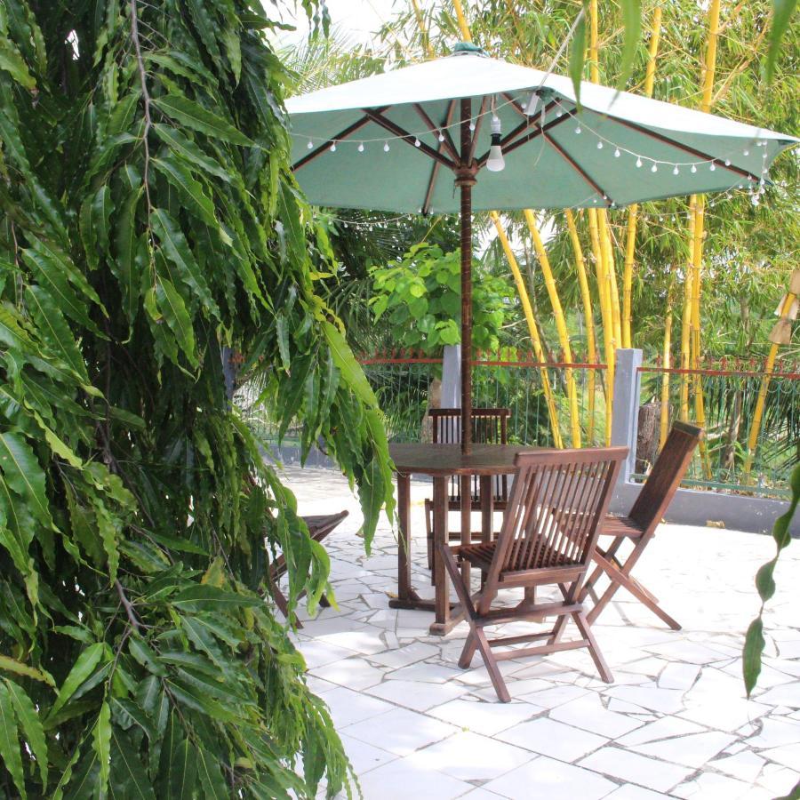 ויינגפו Pondok Wisata Dan Restoran Elim מראה חיצוני תמונה