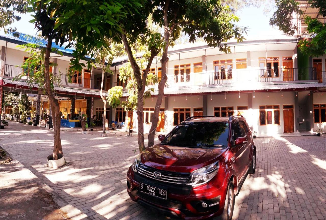 ויינגפו Pondok Wisata Dan Restoran Elim מראה חיצוני תמונה