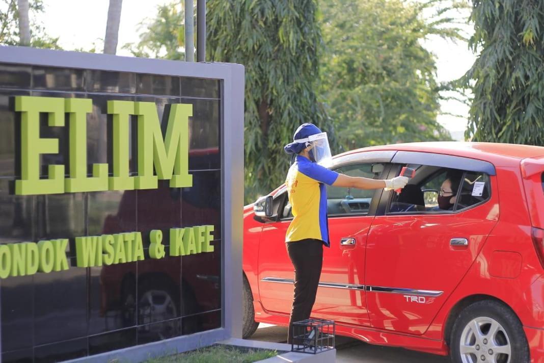 ויינגפו Pondok Wisata Dan Restoran Elim מראה חיצוני תמונה